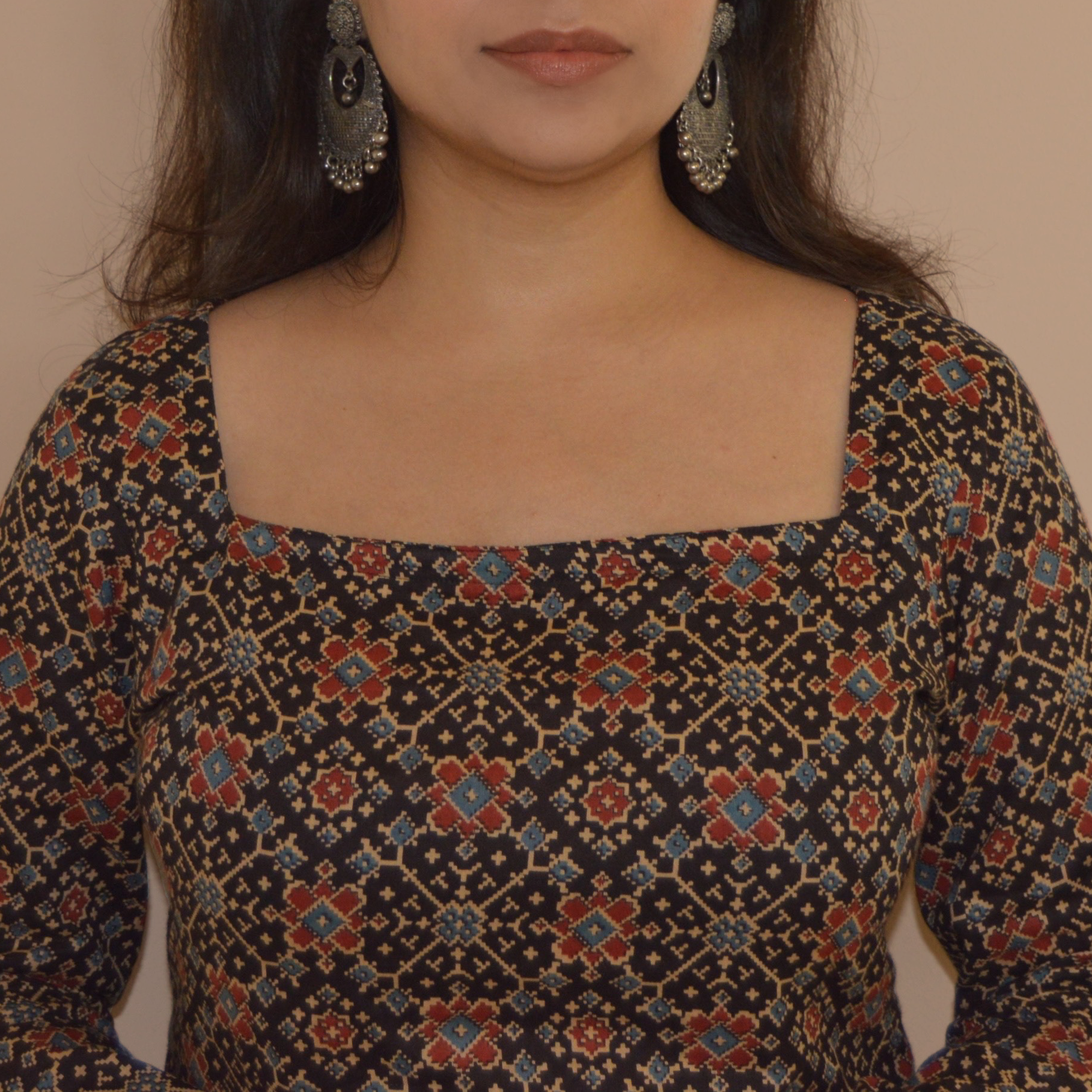 LONG SLEEVED BUTA PRINT KURTI