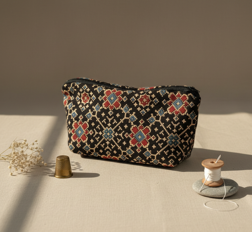 BUTA PRINT POUCH