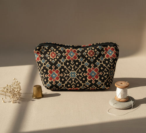 BUTA PRINT POUCH